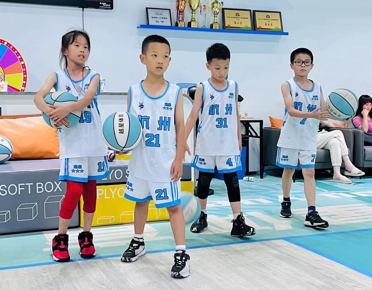 篮球基本功训练顺序口诀是什么_1